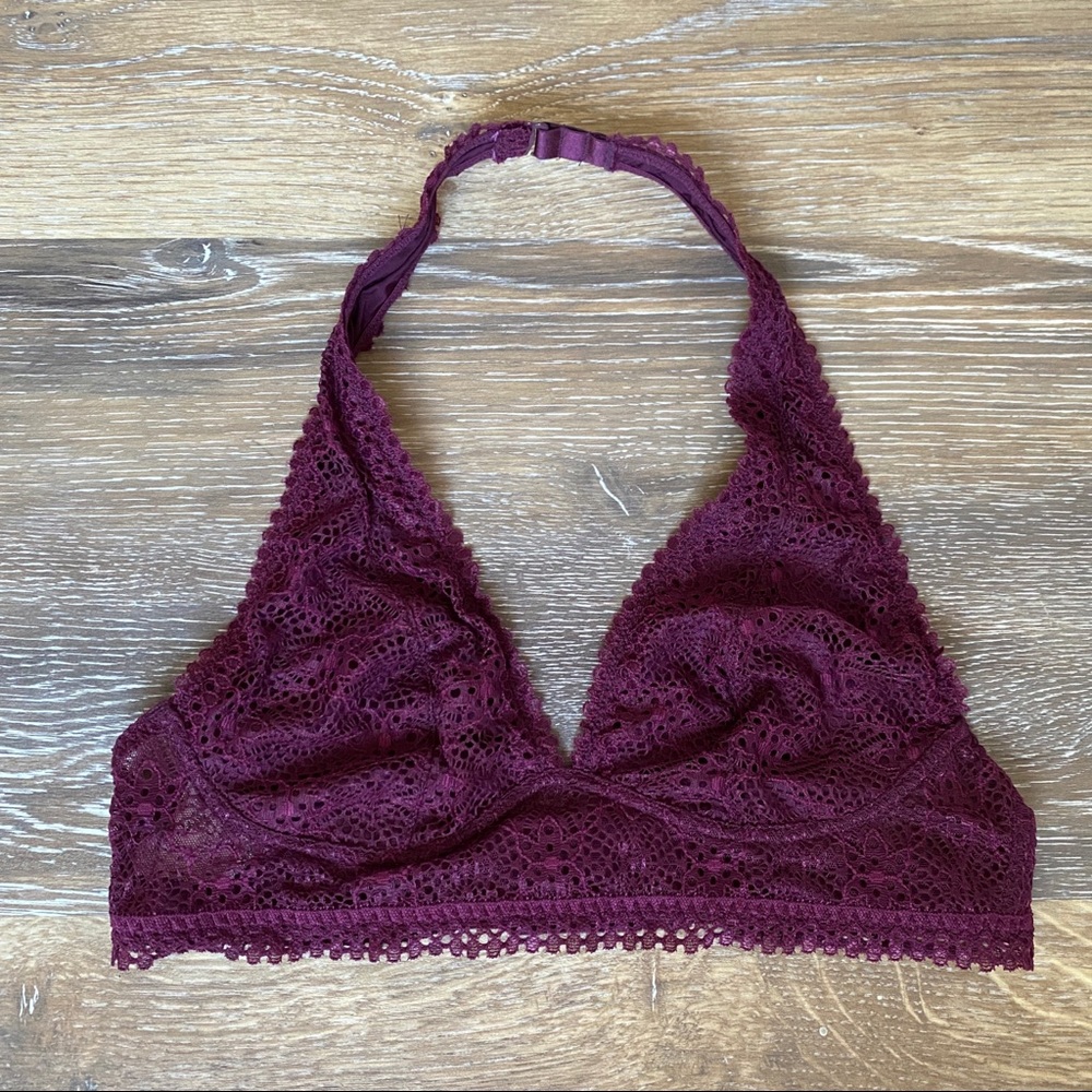 VICTORIA’S SECRET Lace Unlined Bralette